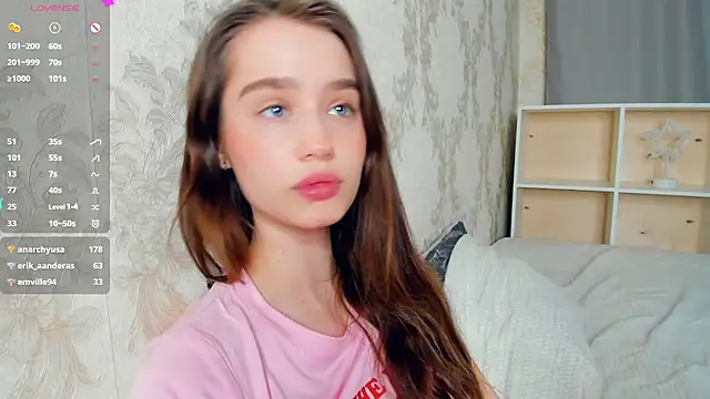 lovelyalivia 现场XXX聊天