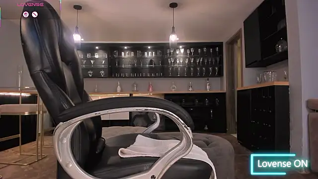 KylaMorrison 现场XXX聊天