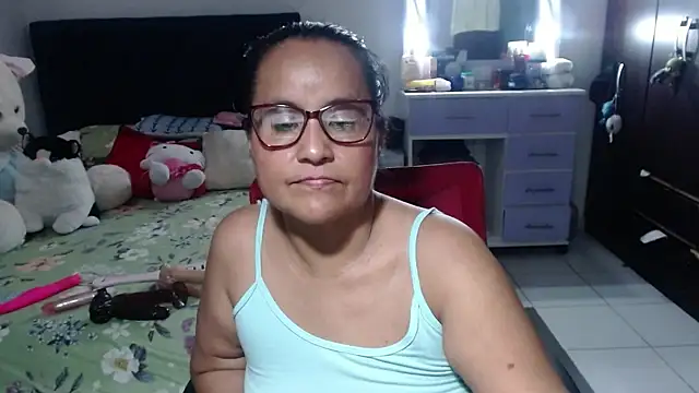 Онлайн чат XXX pervert_mommy_