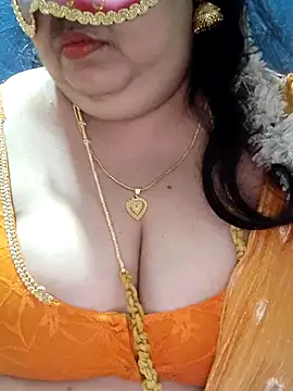 tamilthanushri Live XXX-chat