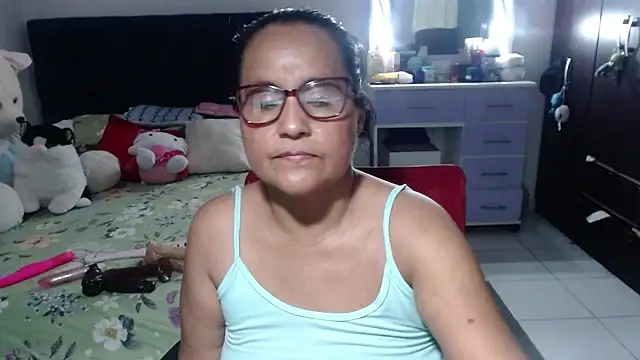 แชท XXX สดของ pervert_mommy_