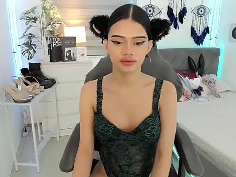 tstoni_talks' Live XXX Chat