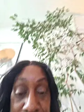 Ebony-SultryXのライブXXXチャット