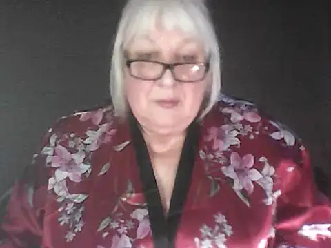 Alexia64231 Show in webcam