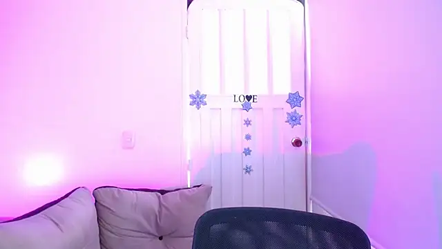 Chatroom XXX en direct de milfrousse