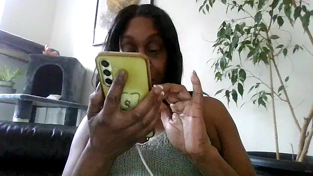 Ebony-SultryX Live XXX Chat