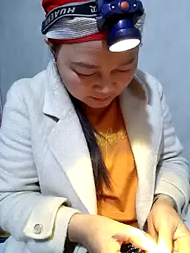 yoowwmr élő XXX-chatje