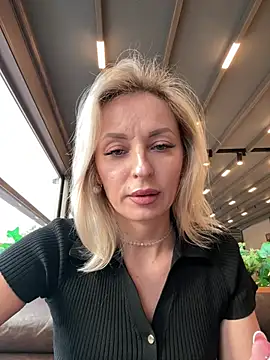 VikaBunny1 élő XXX-chatje