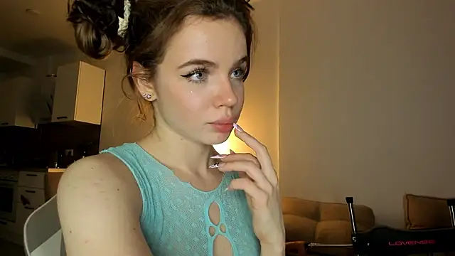 lit_asella élő XXX-chatje