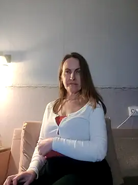 Evelina_cute élő XXX-chatje