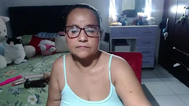 pervert_mommy_ élő XXX-chatje