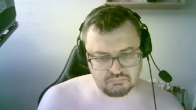 Czat XXX na żywo – SirAbuser