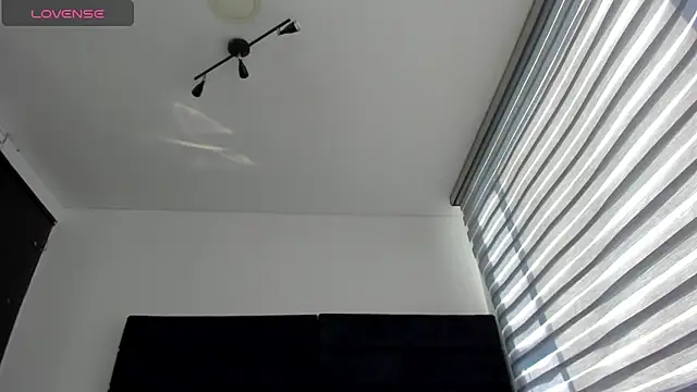 Živý XXX chat melanie_roux__