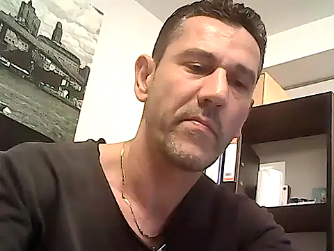 Show modela mastercharisma35 na web-kameri