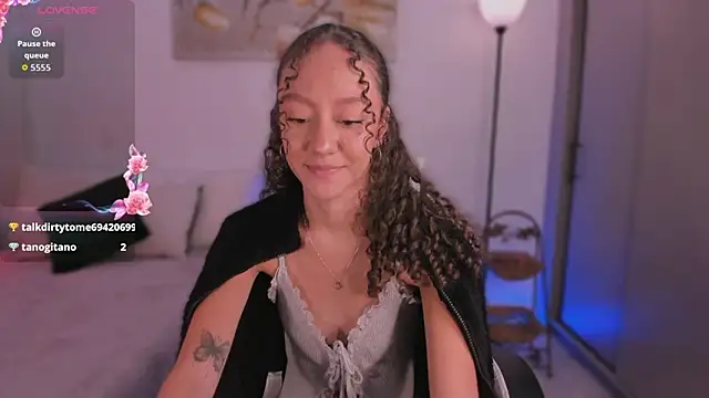 แชท XXX สดของ ChloeMoreti