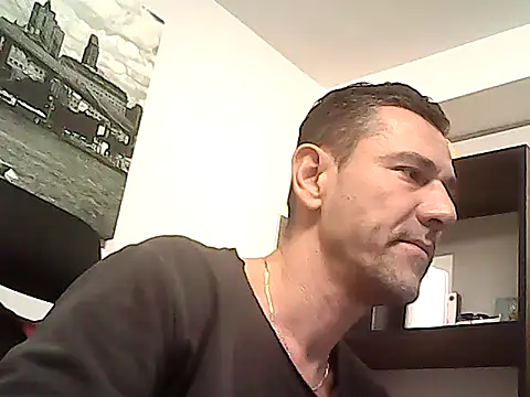 mastercharisma35's Live XXX Chat