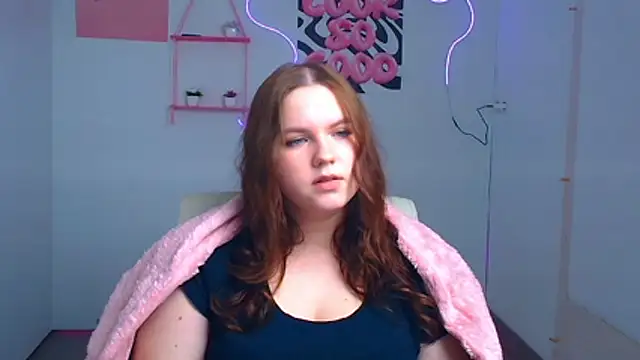 Show de Kitty_Mia_Kitty na webcam