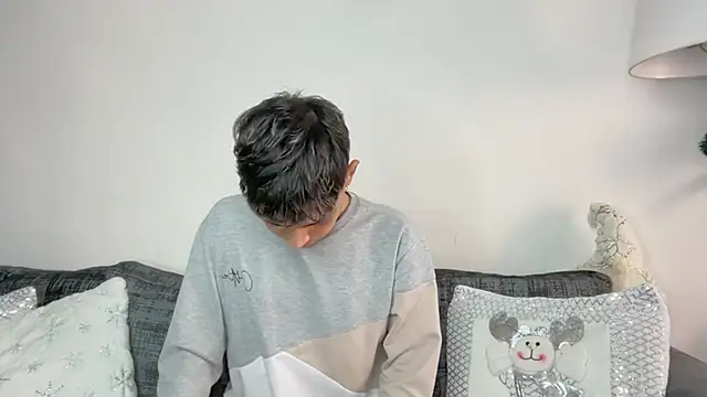 Andy_Belier23 Chat XXX in diretta