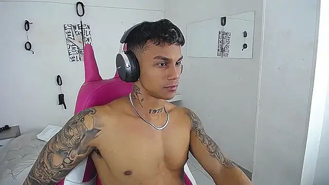 Leonard_Price 웹캠 쇼