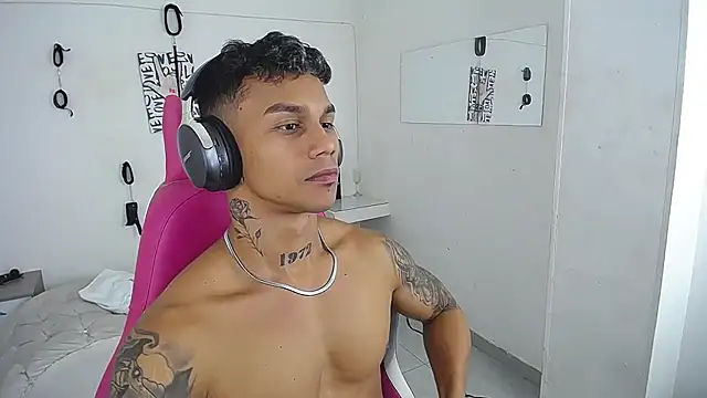 Leonard_Price Webcam-Show