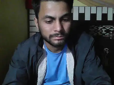 Stubborndesiboy Adlı Modelin Canlı XXX Sohbeti