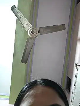 XXX chat uživo modela sanu_07