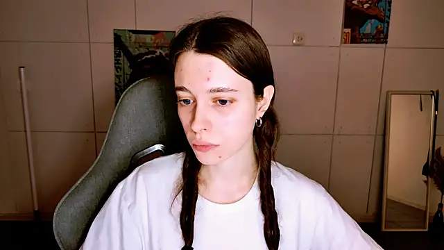 Yoka_paradoXXX live XXX chat