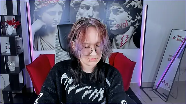 Sylvia_Reed Live XXX-Chat