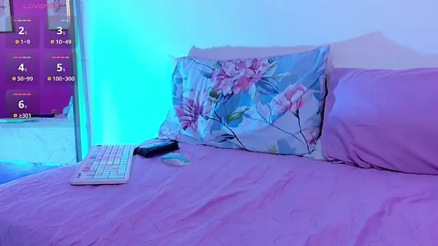 littleaprill live XXX chat