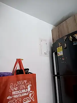 Monita_Med élő XXX-chatje