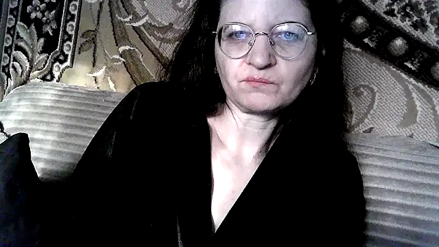 Etty_Gina élő XXX-chatje