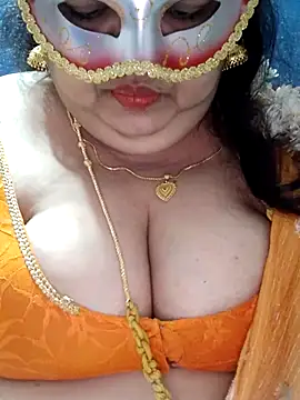 tamilthanushri live XXX chat