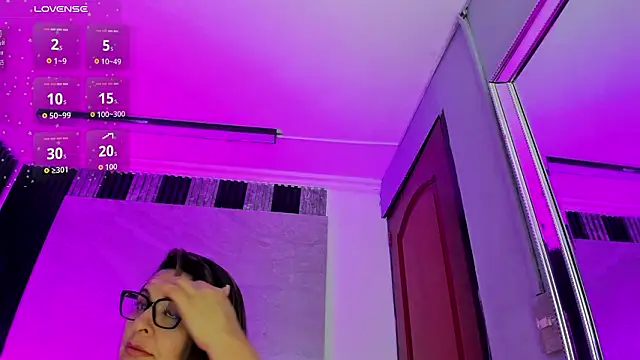 Agatha_Pleasure live XXX chat