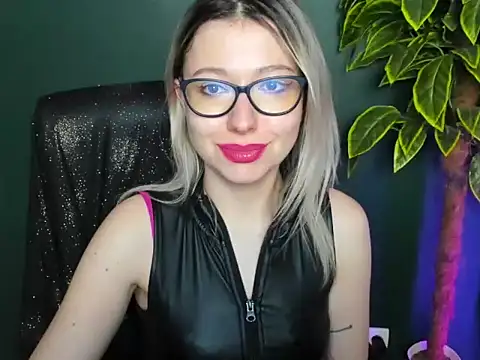 XXX chat uživo modela loveHeidi