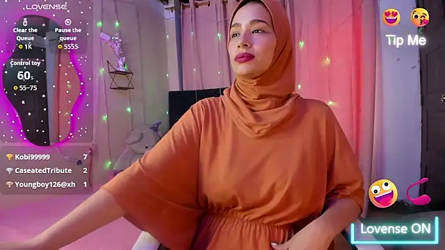 ShanaJamil élő XXX-chatje