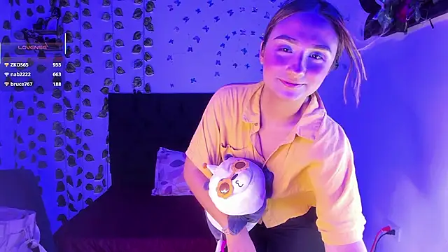 Anna_valerious7: онлайн-секс-чат