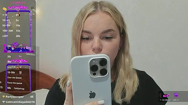 XXX chat uživo modela MaRiyaXXX