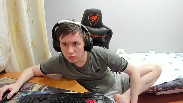 iliaskrislove's Webcam Show