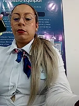 Chatroom XXX en direct de Katalina_S3xy