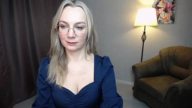 Chatroom XXX en direct de Ava_Elior