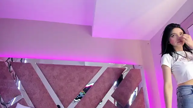 MeganR_ Live XXX-Chat