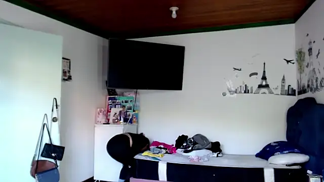 MisNicol live XXX chat