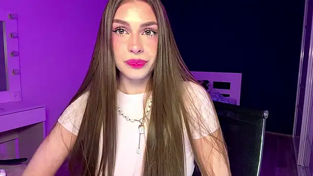 MachelleSpader élő XXX-chatje