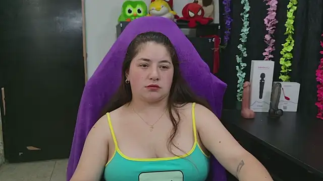 ann_bronw élő XXX-chatje