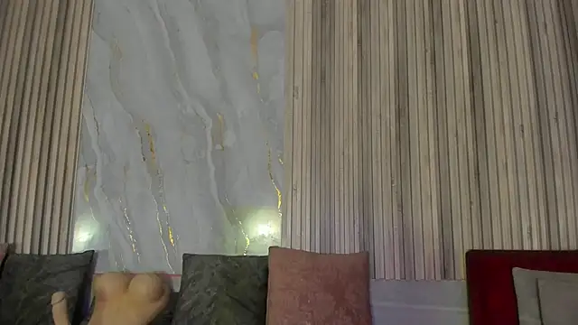 BriannaChelsea 现场XXX聊天