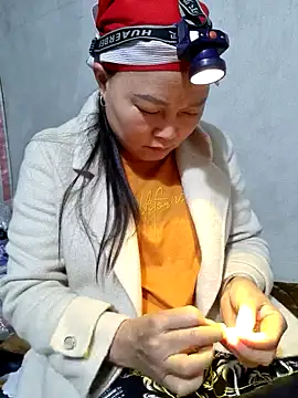 yoowwmr Live XXX-chat