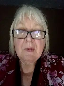 Alexia64231 élő XXX-chatje