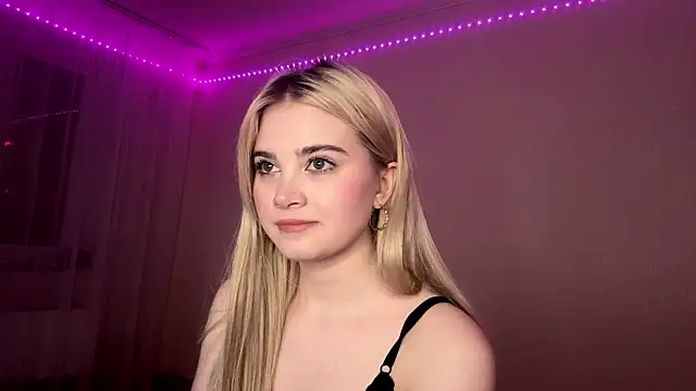 Webkamerová show KariJarecke