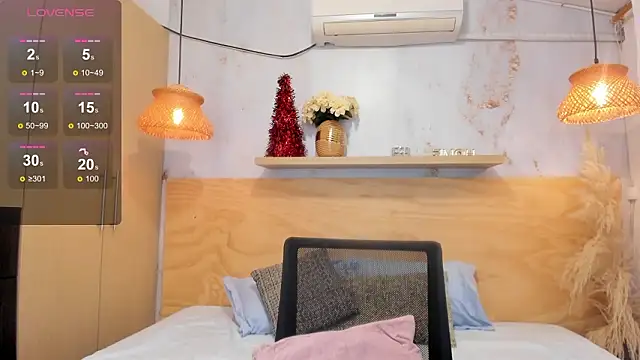 Lasira_Thill élő XXX-chatje