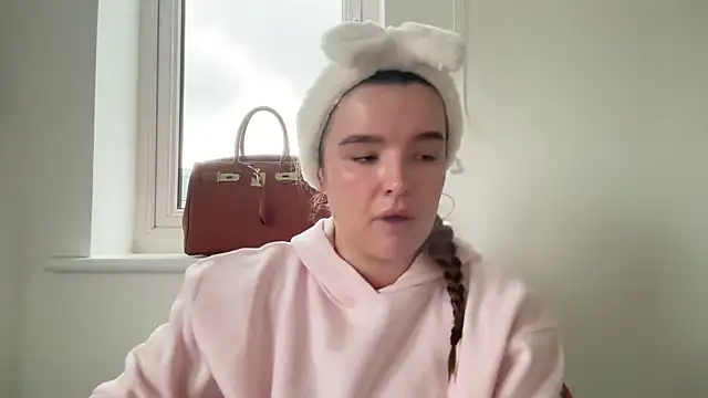 maisiesmithx élő XXX-chatje